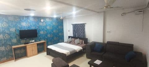 Suite Room image 2