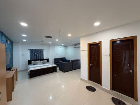 Suite Room image 3