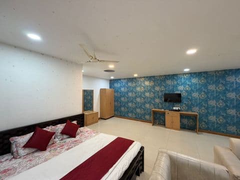 Suite Room image 2